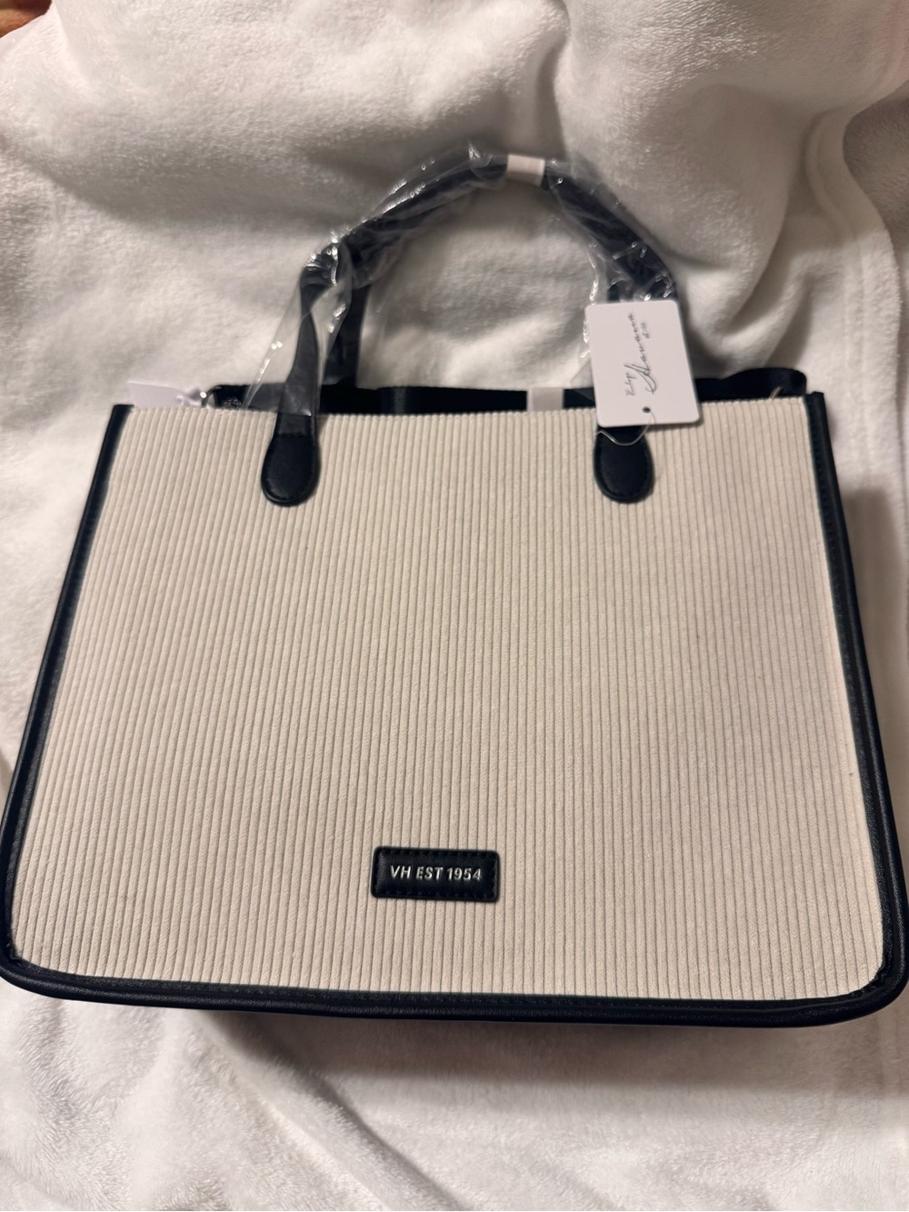 NWT Vintage Havana Tote Bag-travel friendly